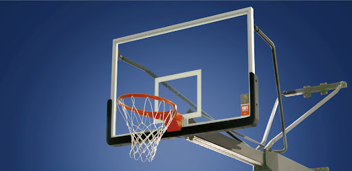 教滑雪也安排上了？还有什么是蔚来驾享小哥不会的吗！