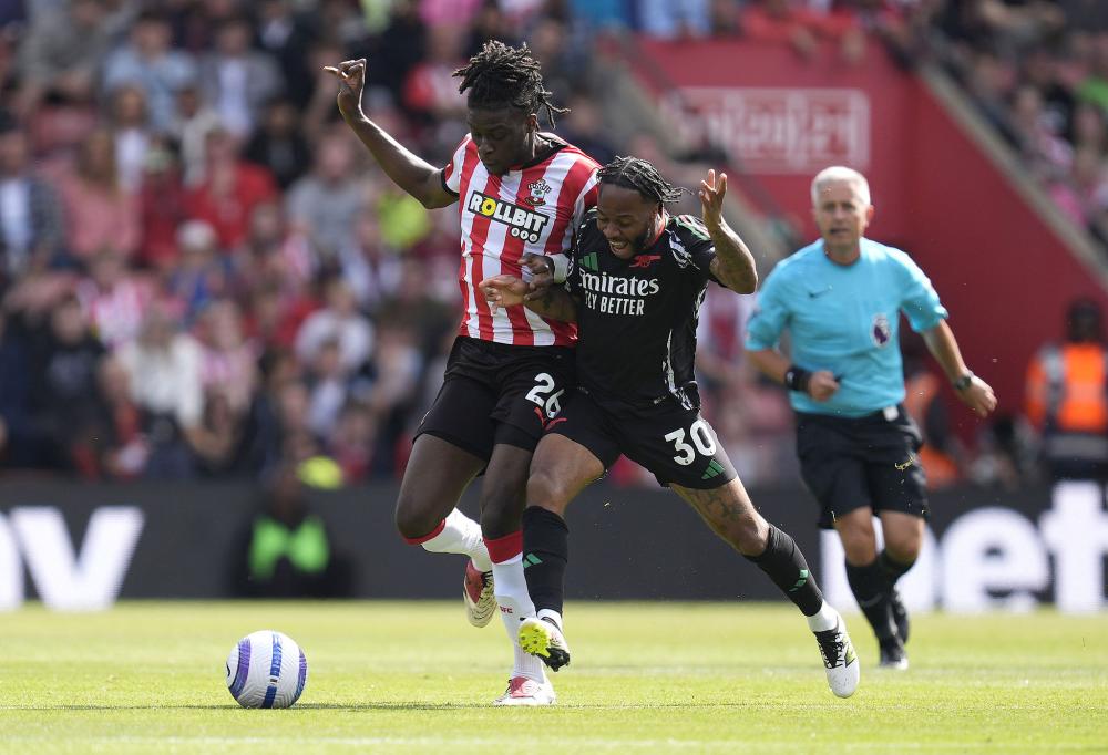 意媒：后防线凯利或将离队，尤文图斯已再次关注基维奥尔